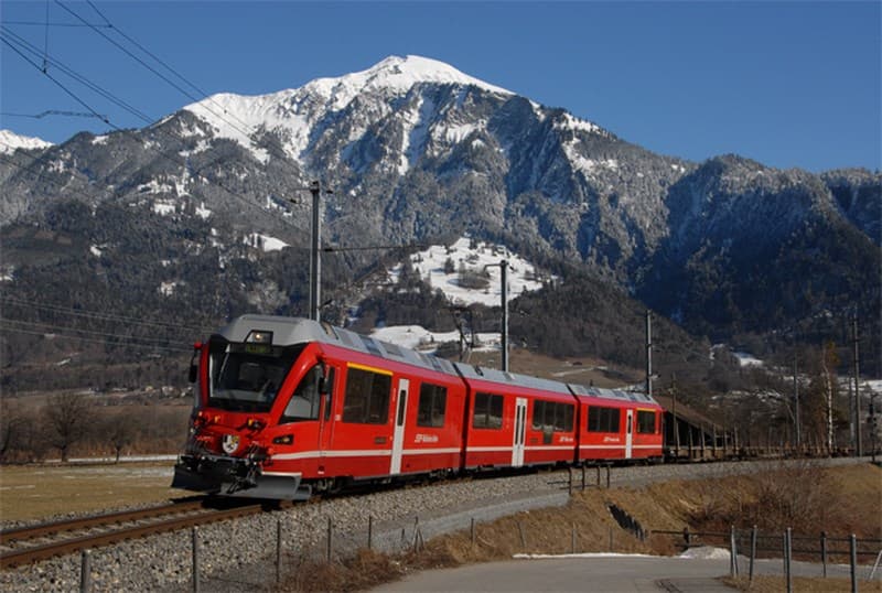 un-conducteur-de-train-suisse-aveugle-par-un-laser