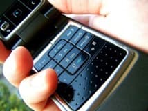roaming-moins-cher-mais-toujours-trop-cher-pour-les-voyageurs-daffaires-suisses