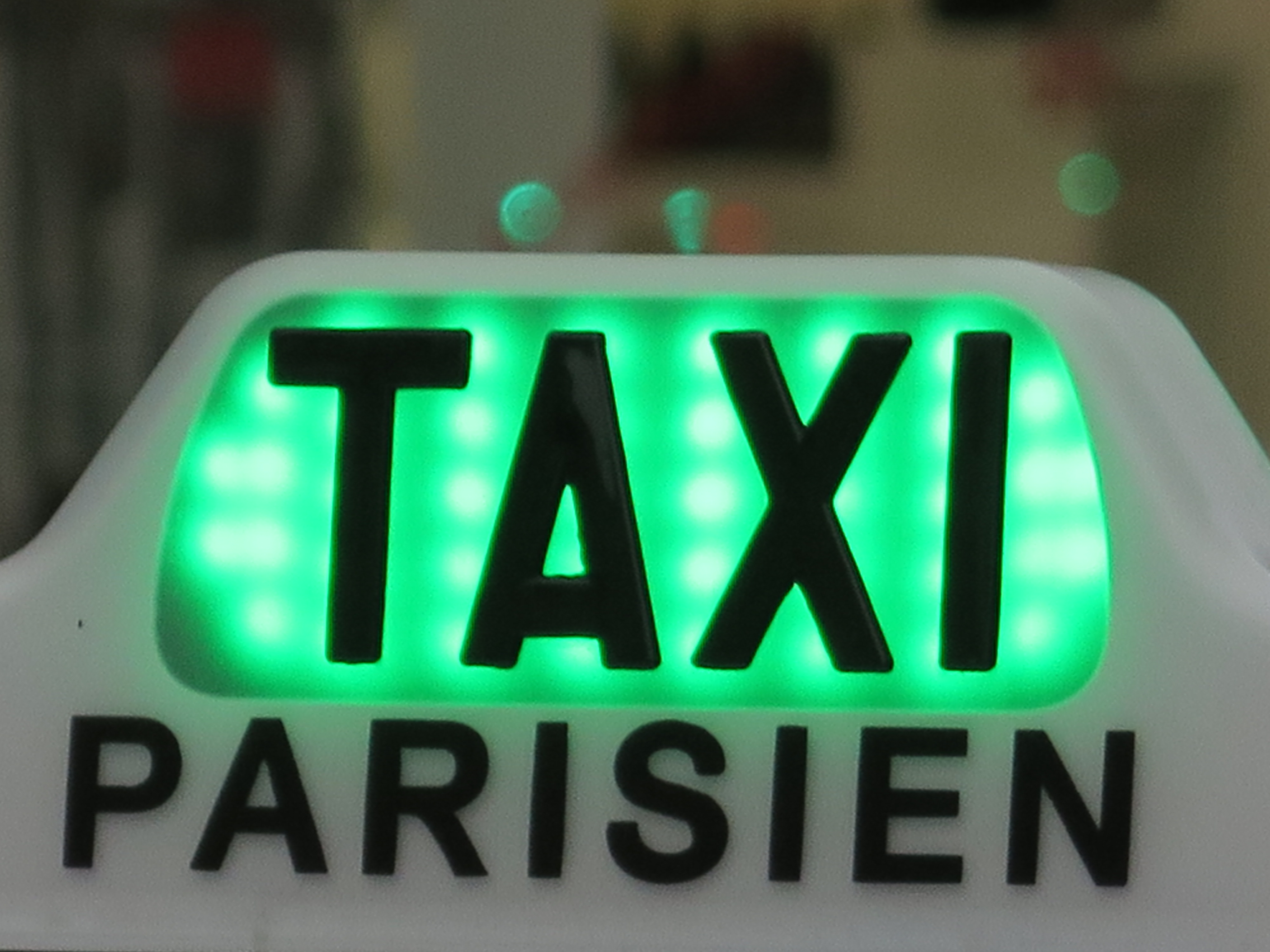 La grève des taxis : Paris paralysé (mise à jour 10h30)