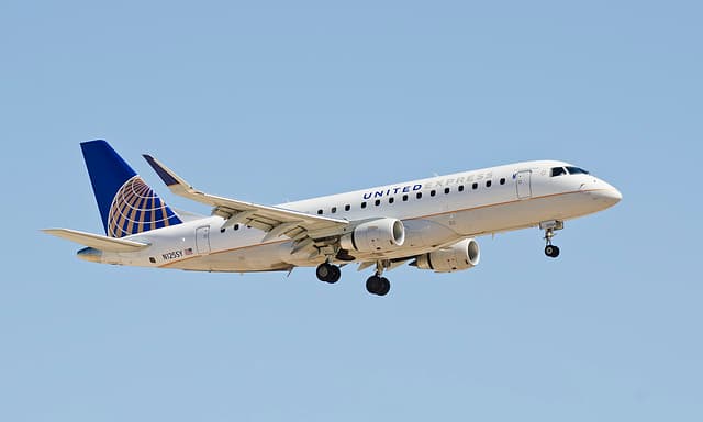 united-airlines-lance-un-vol-quotidien-entre-charleston-et-denver