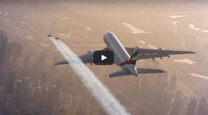quand-deux-jetmen-volent-avec-emirates-video-et-making-of