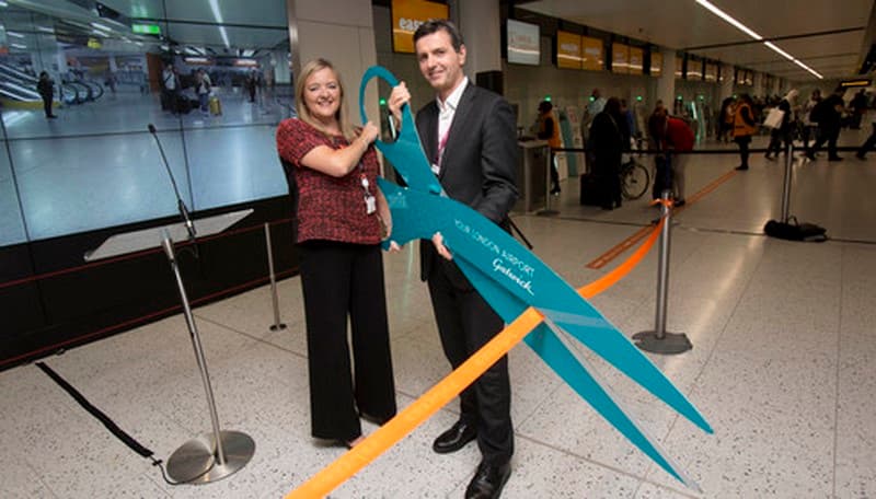 la-plus-grande-zone-mondiale-de-depose-bagages-en-self-service-a-gatwick