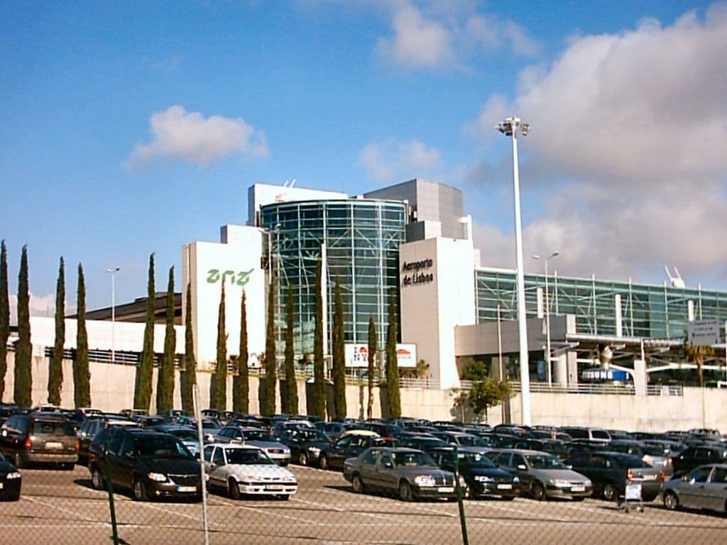 greve-des-controles-aeroportuaires-attendue-jeudi-et-vendredi-au-portugal