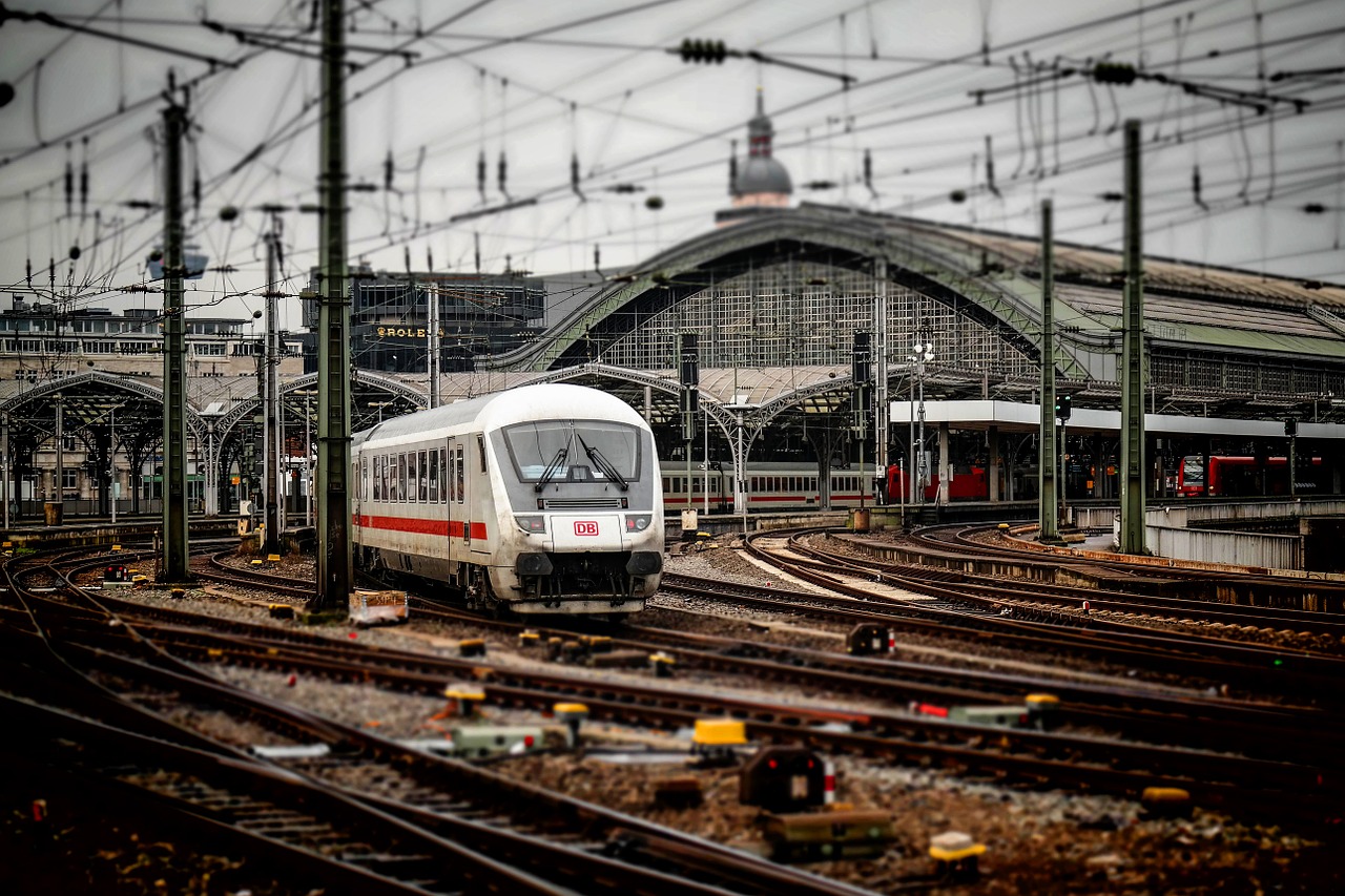 Trains : la Suisse pays le plus cher, la France 5ème en Europe