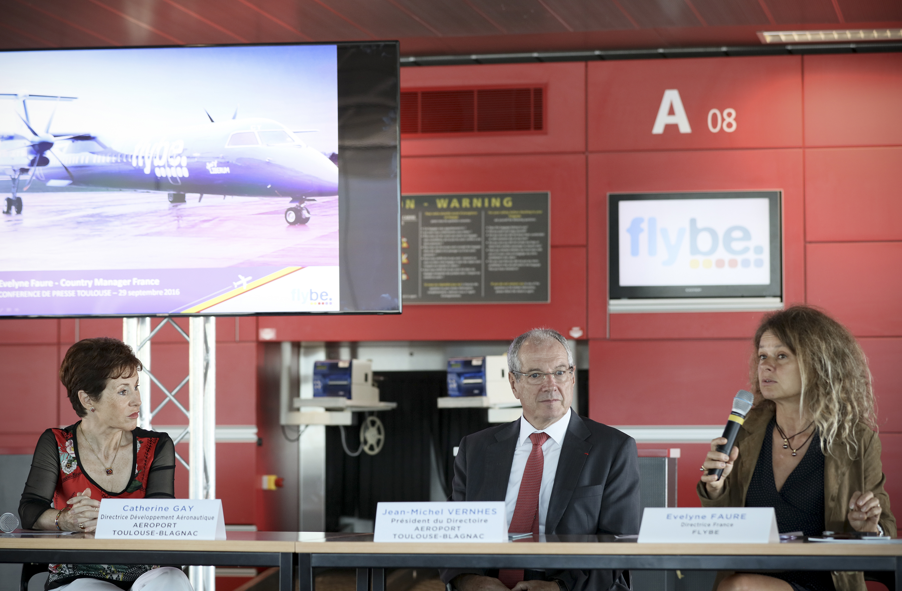 Flybe va relier Toulouse à Manchester et Birmingham