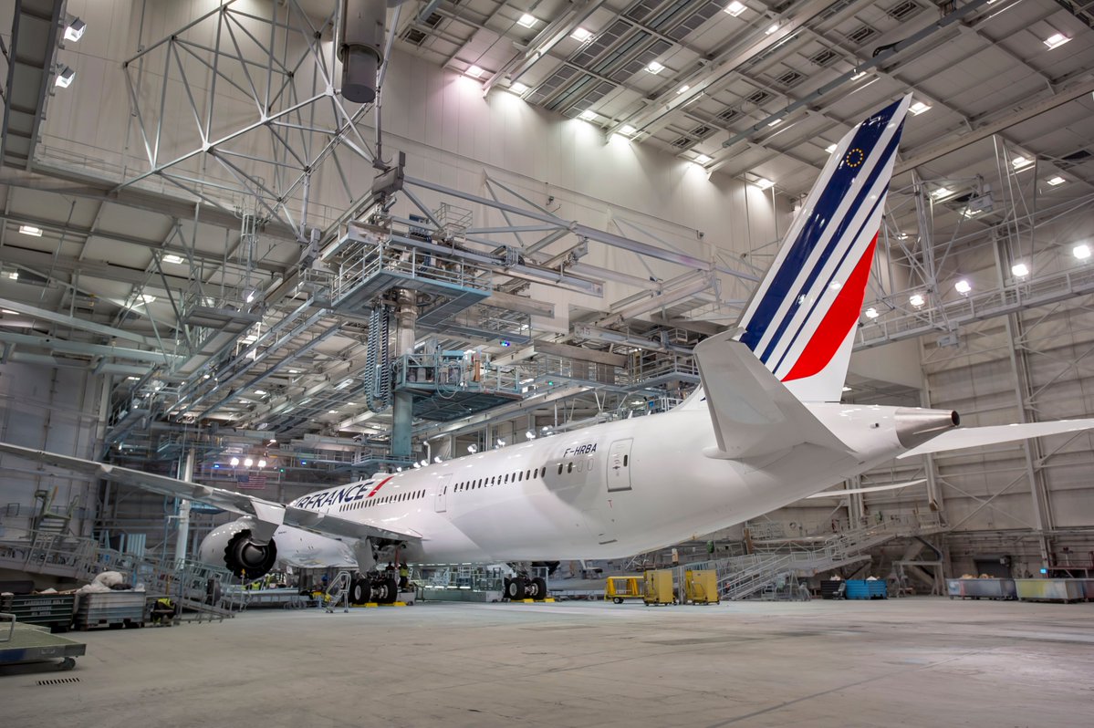 Le 1er Dreamliner d'Air France se posera à Roissy le 2 décembre