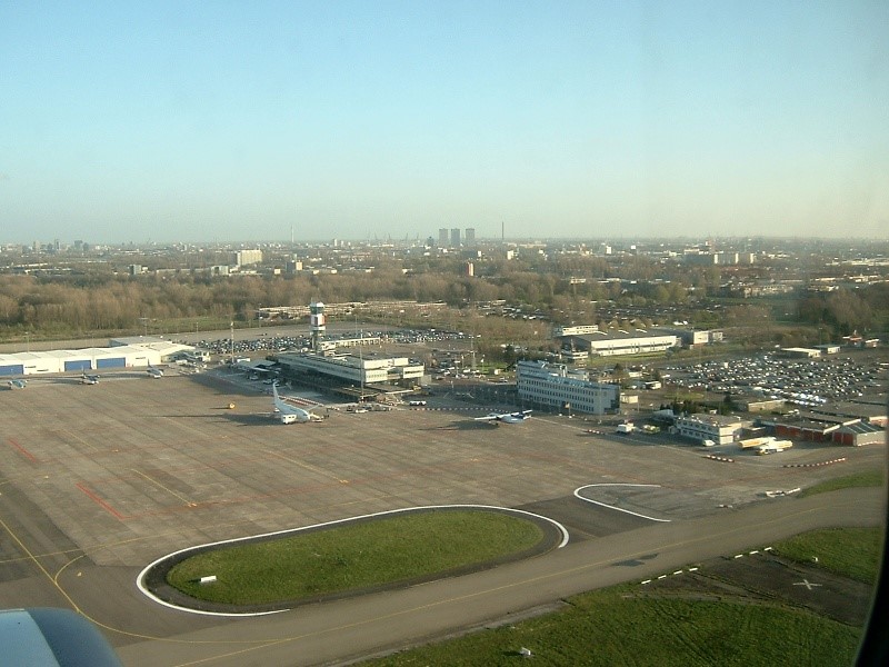L'aéroport de Rotterdam a renforcé sa sécurité en raison d'une menace terroriste