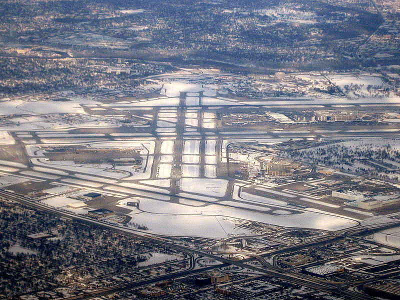 Des contrôles des bagages automatisés à l'aéroport de Minneapolis (USA)