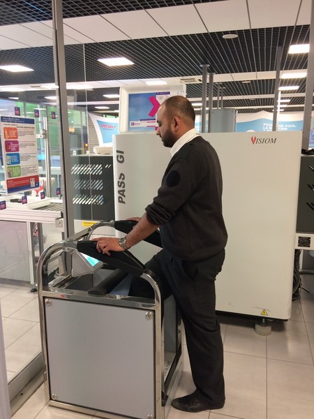 L'aéroport de Montpellier équipé d'un scanner pour chaussures