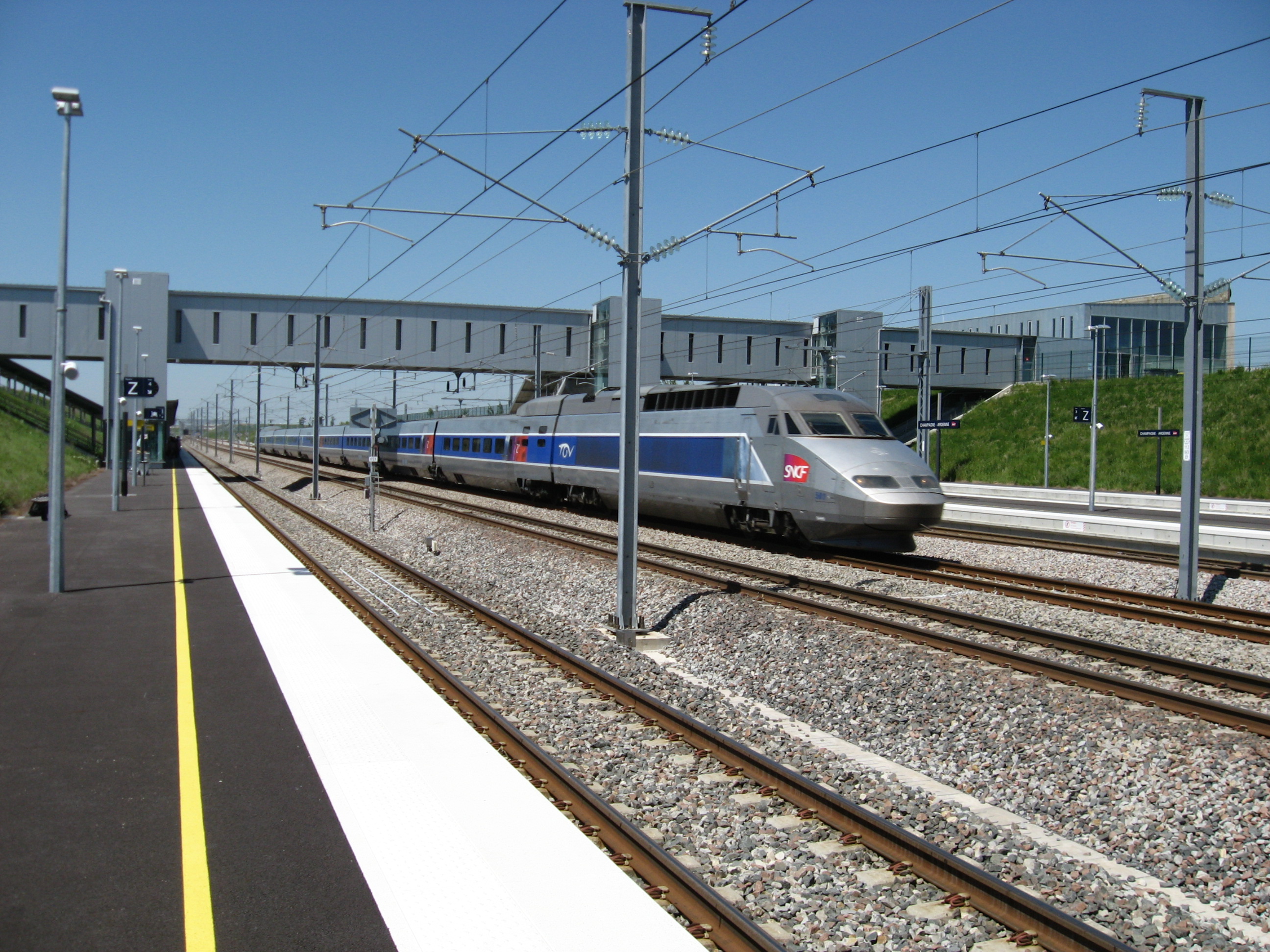 Pourquoi le TGV fonce vers l'impasse économique