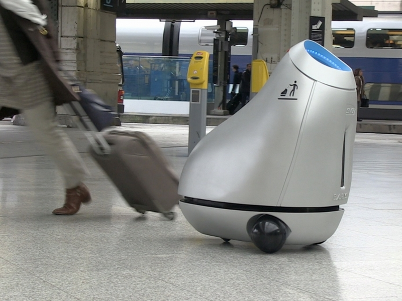 Baryl, le robot poubelle de la SNCF arrive en gare de Dijon