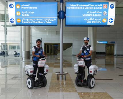 A Dubai Airport, les secours se font en segway