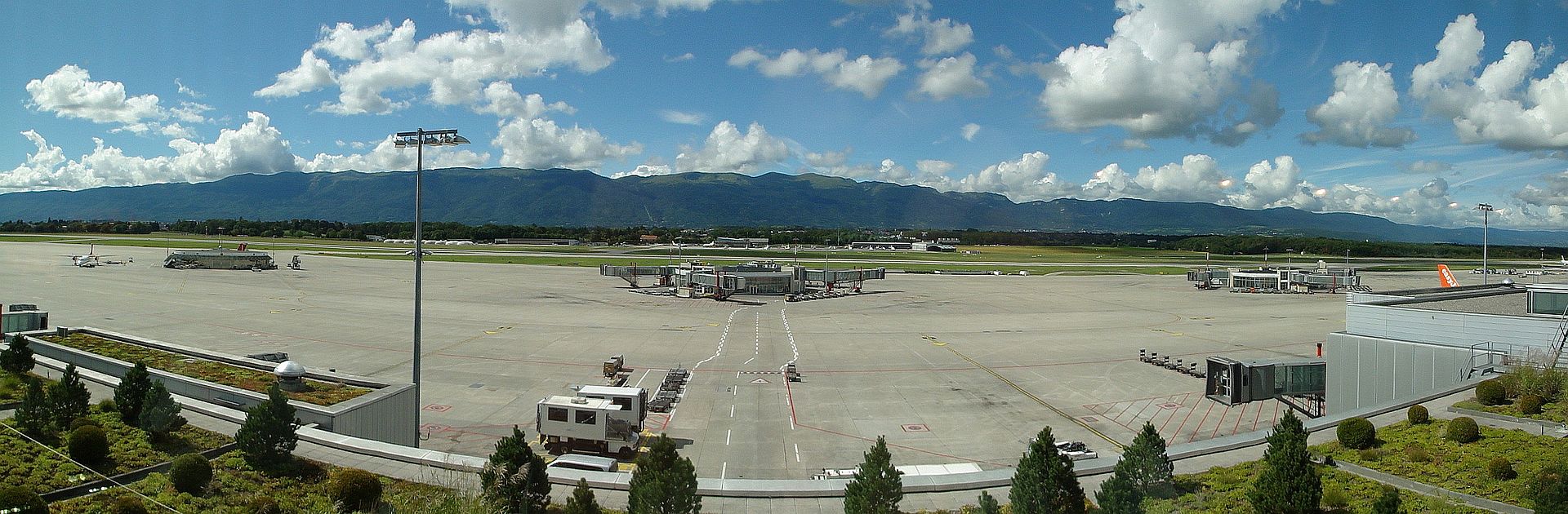 Aéroport de Genève : une petite fugueuse ruse pour monter dans un avion