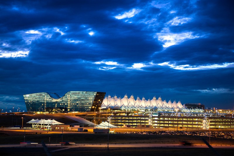 L'aéroport de Denver voit encore plus grand
