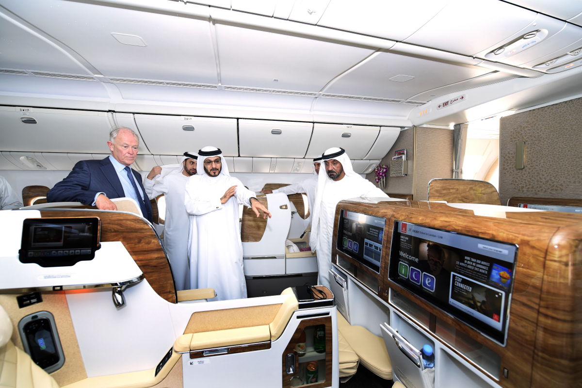 Emirates, une business en 2-2-2 sur le 777 200 LR