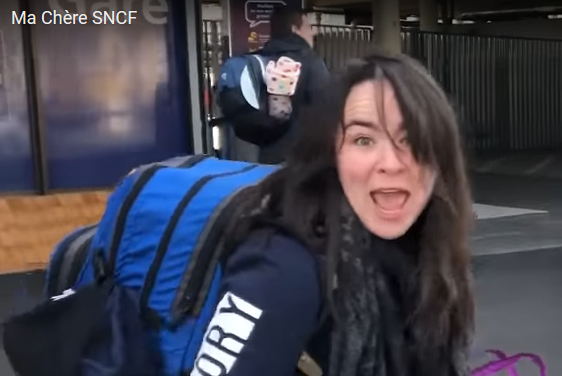Quand une américaine chante les grèves SNCF
