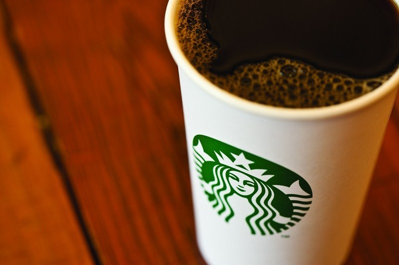 Les voyageurs d'affaires peuvent utiliser le wifi des Starbucks sans consommer