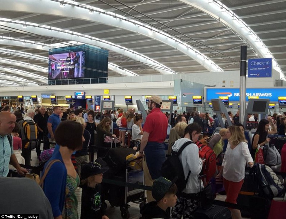 Plusieurs dizaines de vols annulés à Londres après un bug informatique