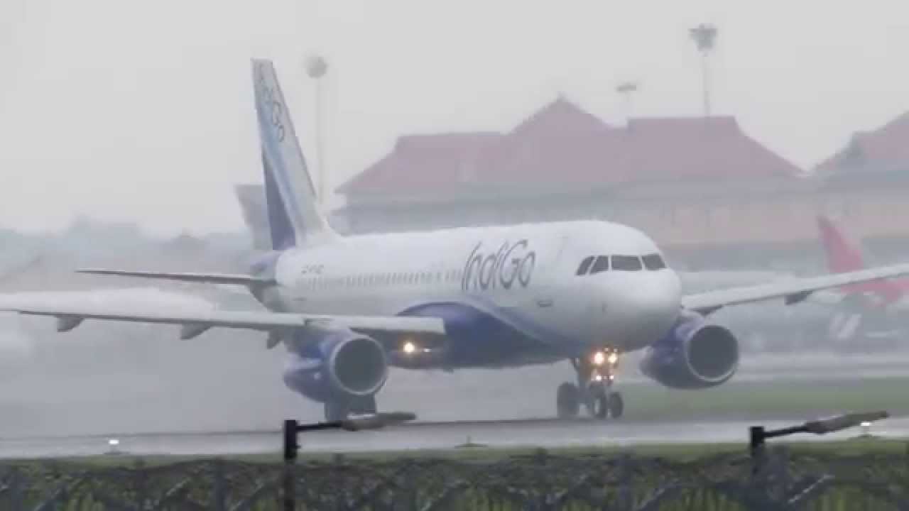 Réouverture de l'aéroport de Kochi (Inde) après 15 jours d'arrêt