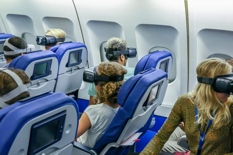 La réalité virtuelle à bord menace la sécurité selon les tests de KLM
