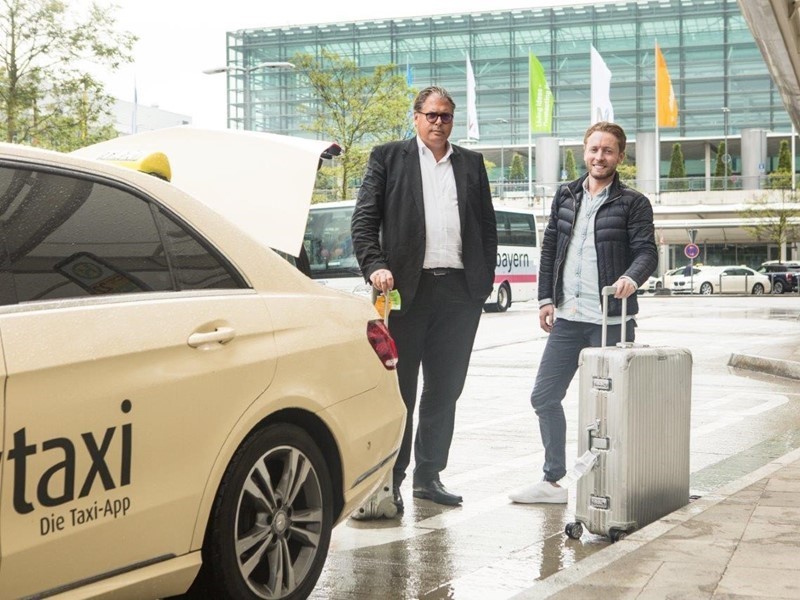 Lufthansa fait taxi à l'aéroport de Munich
