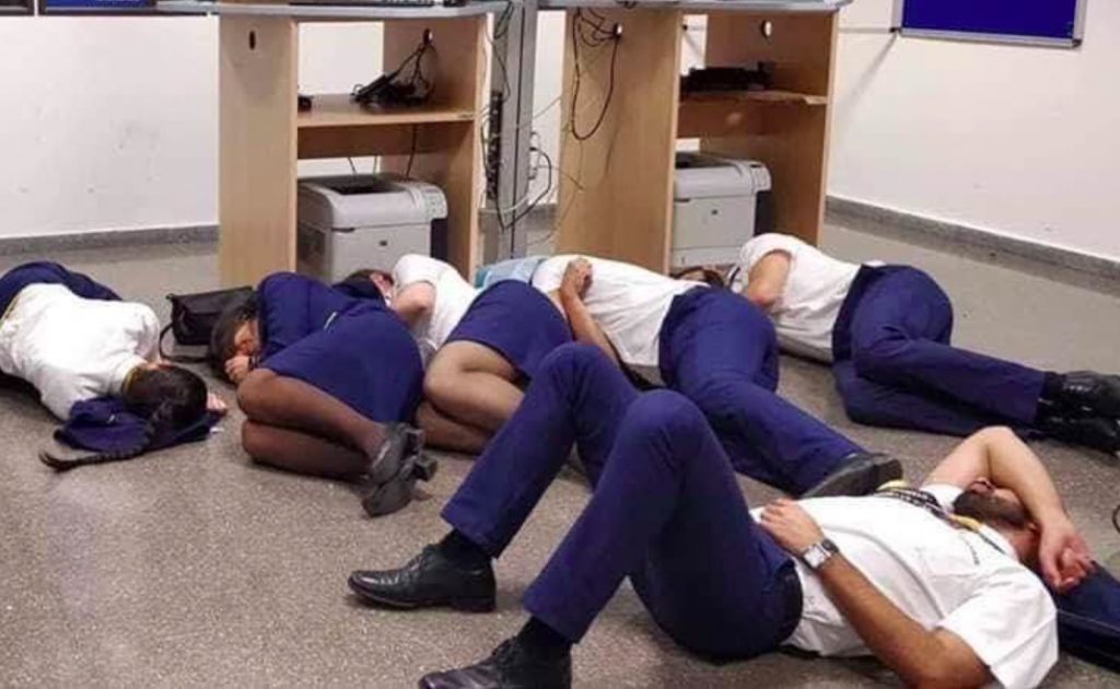 Un équipage de Ryanair obligé de dormir par terre