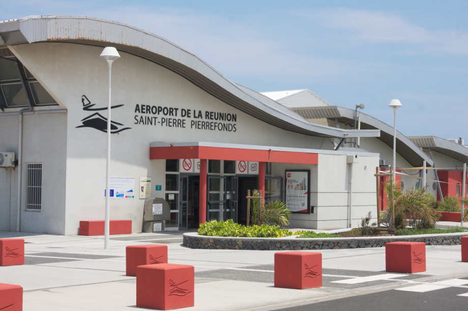 Ile de la Réunion: tous les vols annulés ce mercredi à Pierrefonds