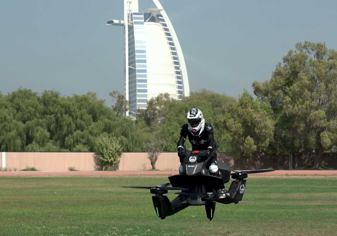 Dubaï: la police teste des motos volantes (+Vidéo)