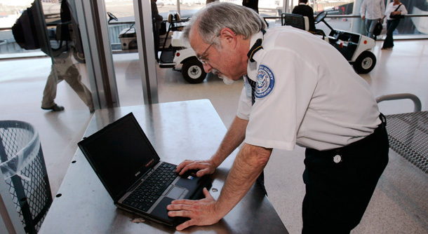 Les douanes américaines ne protègent pas les données informatiques des voyageurs