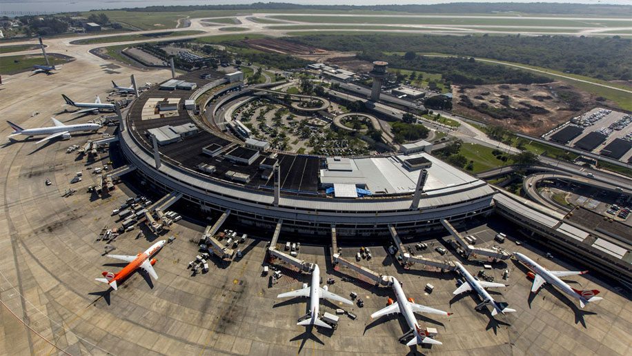 Brésil: le nouveau président veut privatiser tous les aéroports du pays