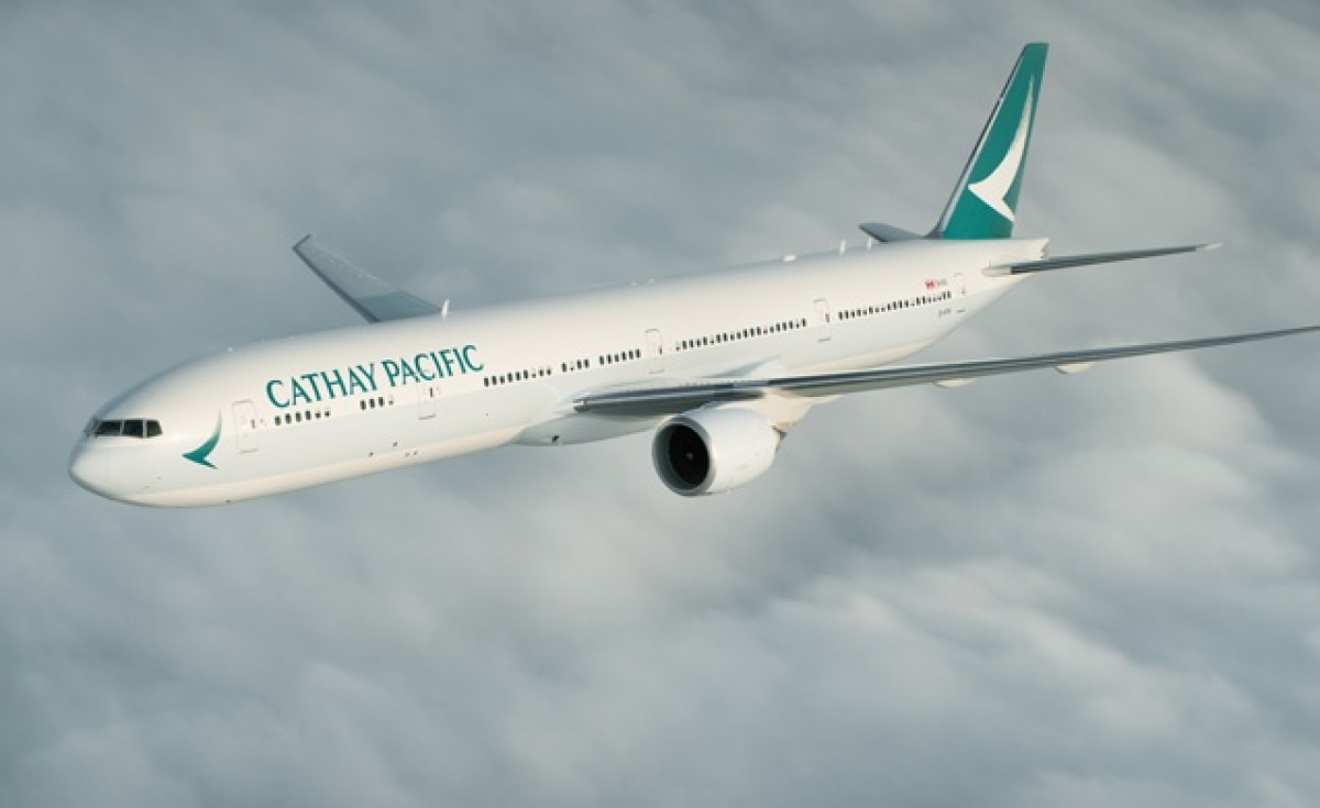 Cathay Pacific se renforce au départ de Paris