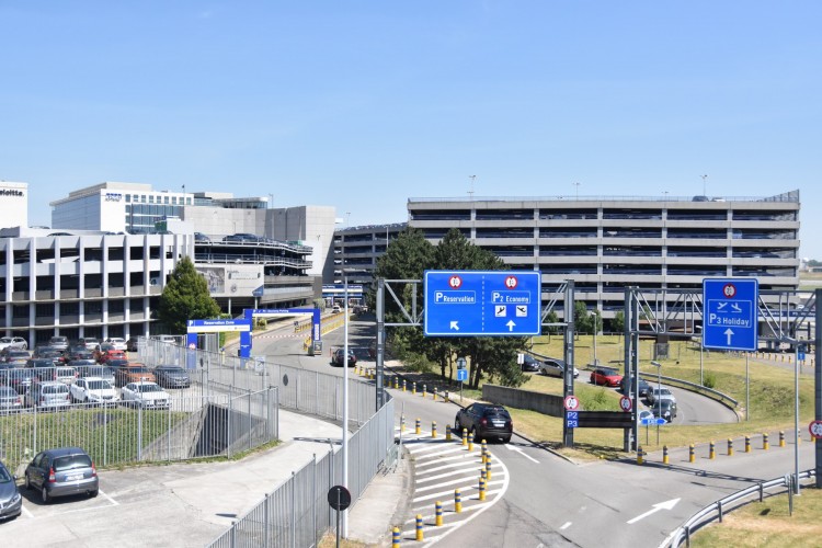 Brussels Airport va changer les règles du dépose-minute