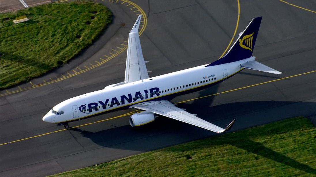 Ryanair revoit à la baisse ses ambitions de bénéfice annuel