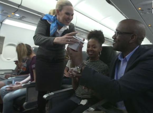 Des pourboires à bord des avions (+Vidéo)