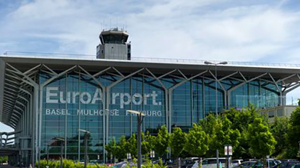 Grève des contrôleurs aériens à l'aéroport de Bâle-Mulhouse