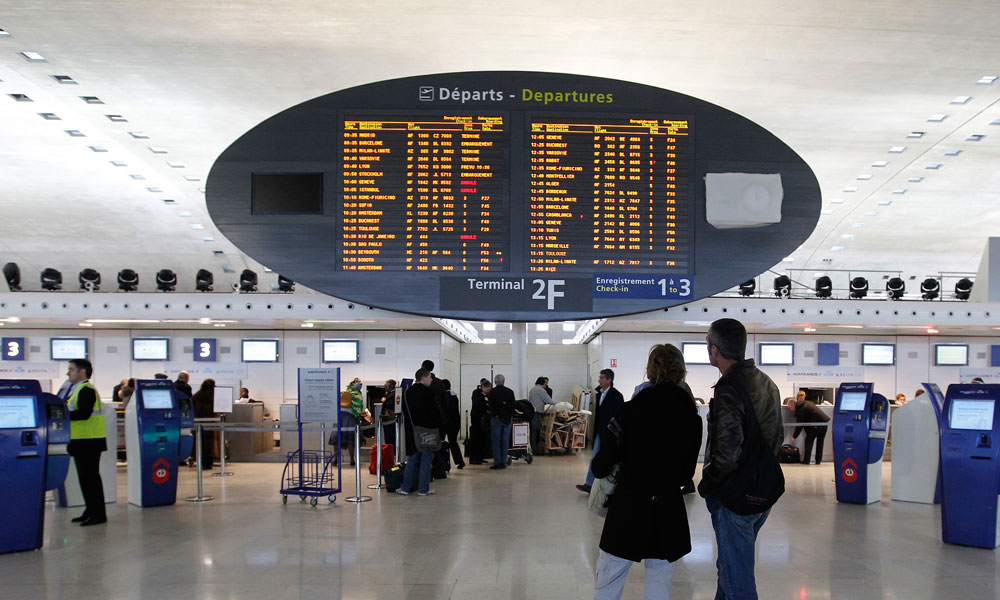 Aéroport de Roissy: le gouvernement confirme la construction du CDG Express