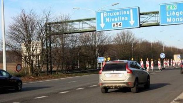 Une vignette automobile pour les étrangers sur les autoroutes belges