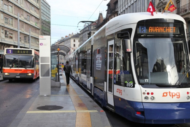 Suisse: les transports publics se lancent dans le multimodal