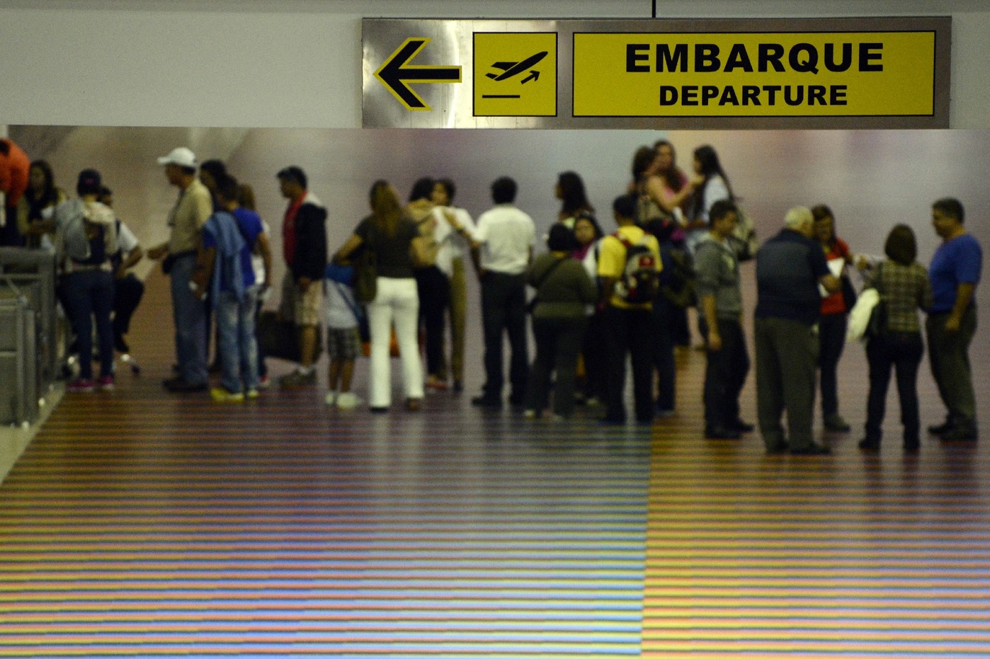 Crise au Venezuela : contrôles manuels à l'aéroport de Caracas