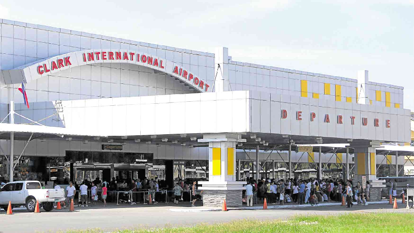 Philippines : l'aéroport de Clark fermé durant 24h
