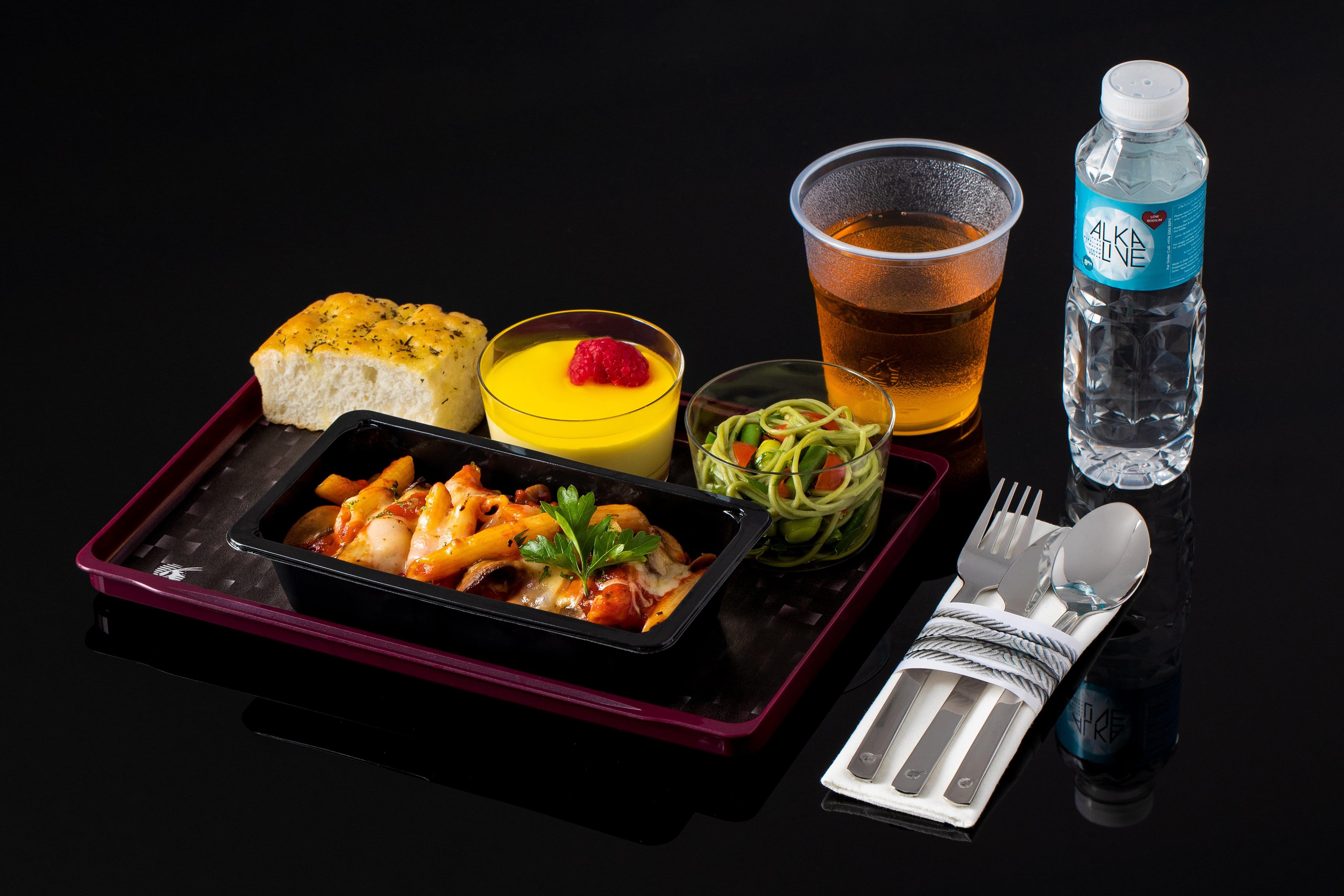 Qatar Airways: menus gastronomiques pour la classe éco