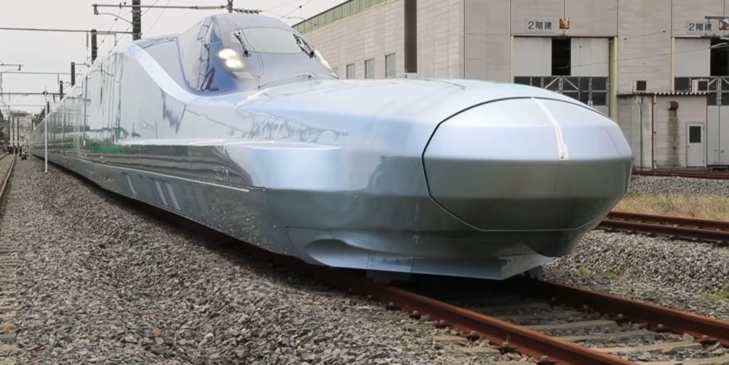 Le Japon teste l'Alfa X, le train le plus rapide du monde avec passagers (Vidéo)
