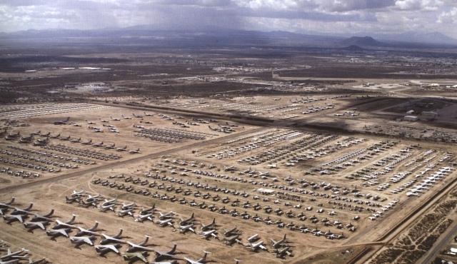 En Arizona se trouve le plus grand cimetière d'avions
