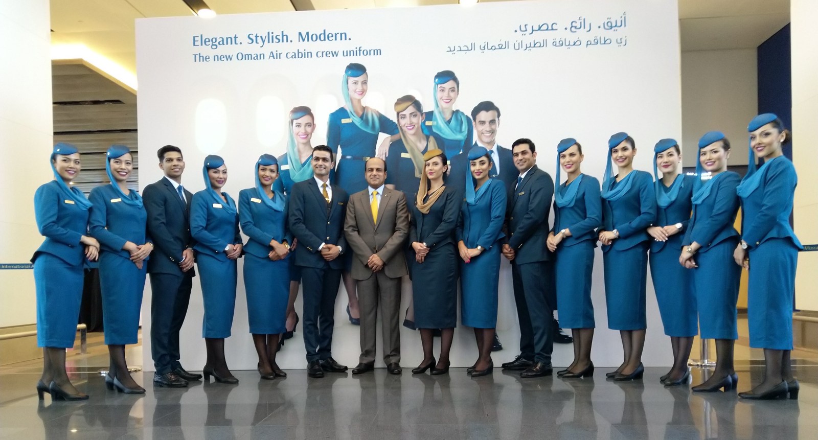 De Nouveaux Uniformes Pour Le Personnel D Oman Air