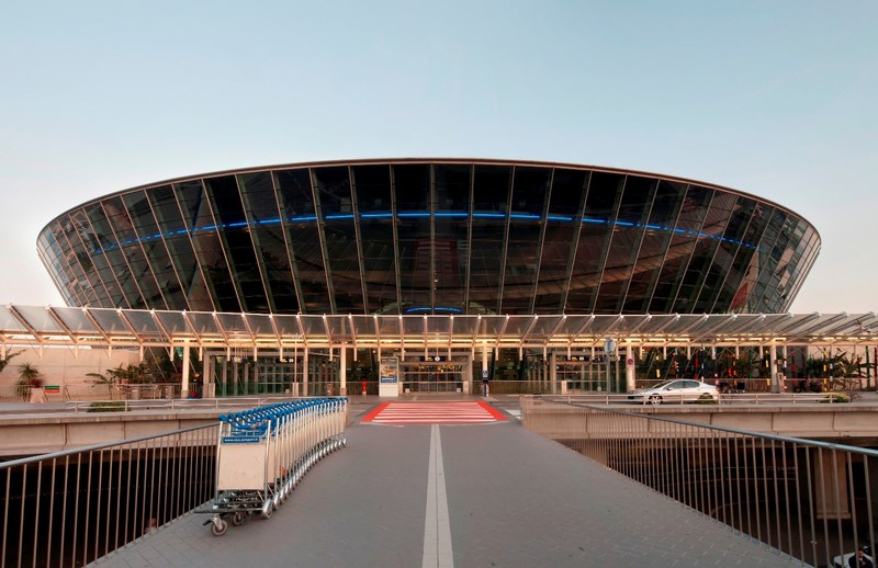 L'aéroport de Nice prend en charge les voitures des voyageurs d'affaires
