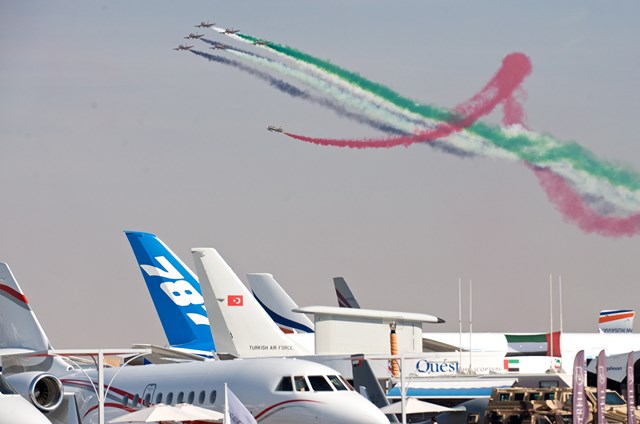Dubaï : le salon aéronautique des records