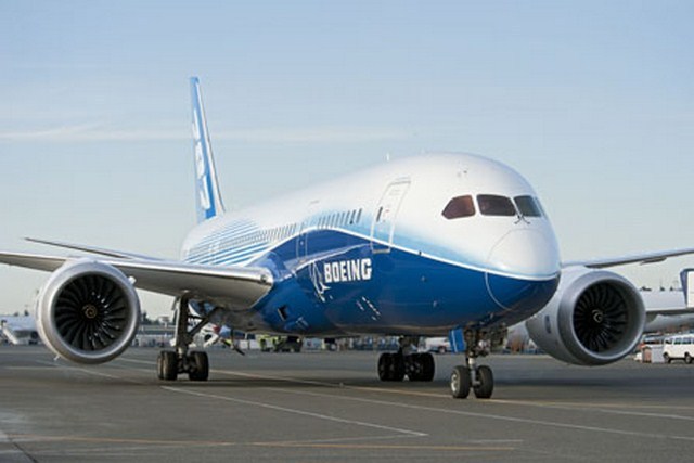 Boeing : des risques de givrage sur les moteurs de certains 747 et 787