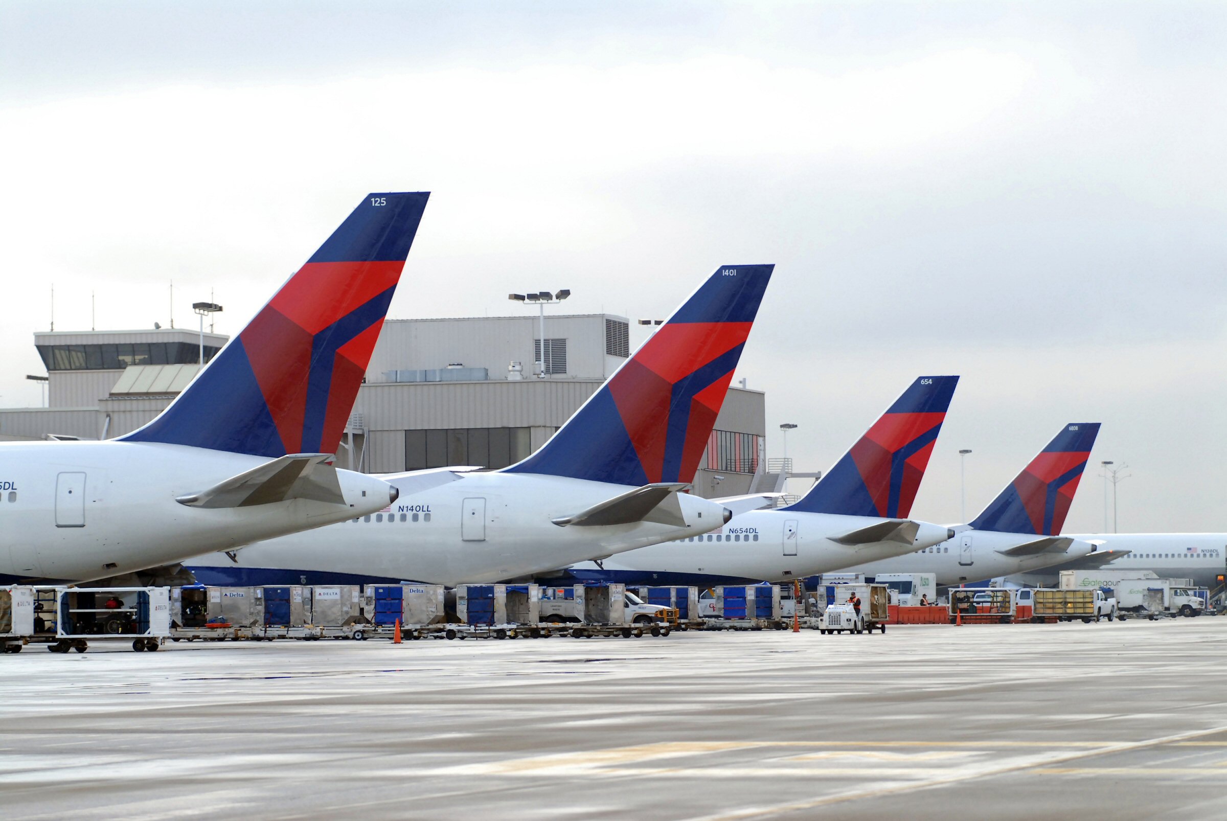 Delta et JetBlue s'opposent aux appels téléphoniques à bord
