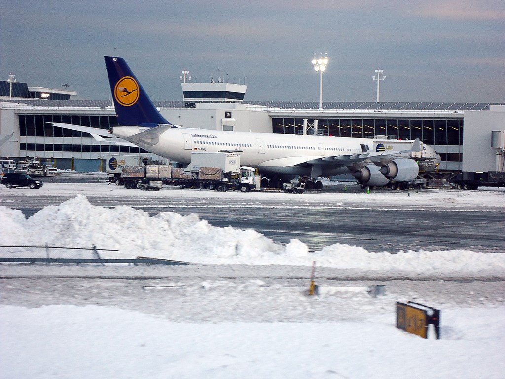 La vague de froid aux USA va couter 1,4 milliard de dollars aux compagnies aériennes