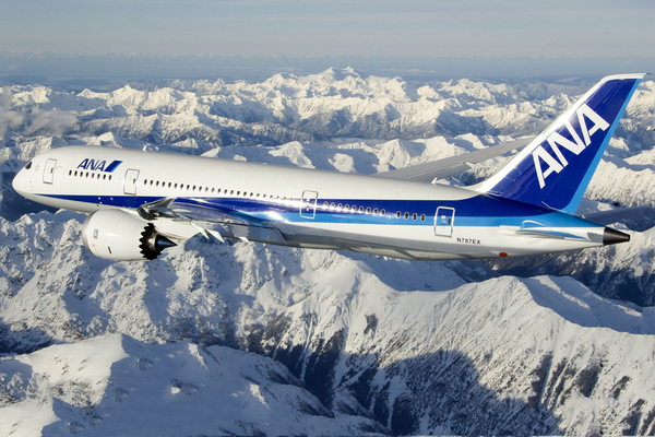 ANA fait voler son premier dreamliner 787-9